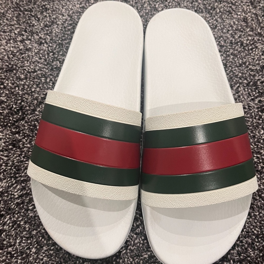 Authentic Men’s Gucci slides